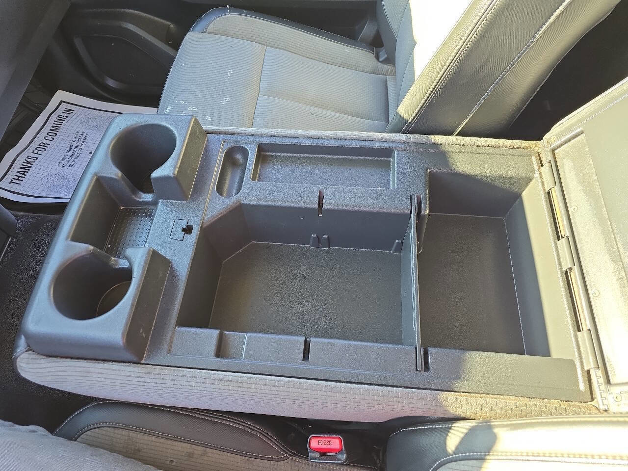 Used 2017 Nissan Titan S image 34