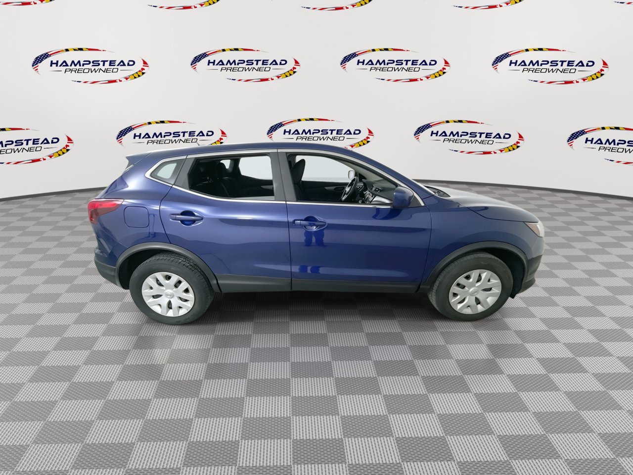 Used 2019 Nissan Rogue Sport S image 9