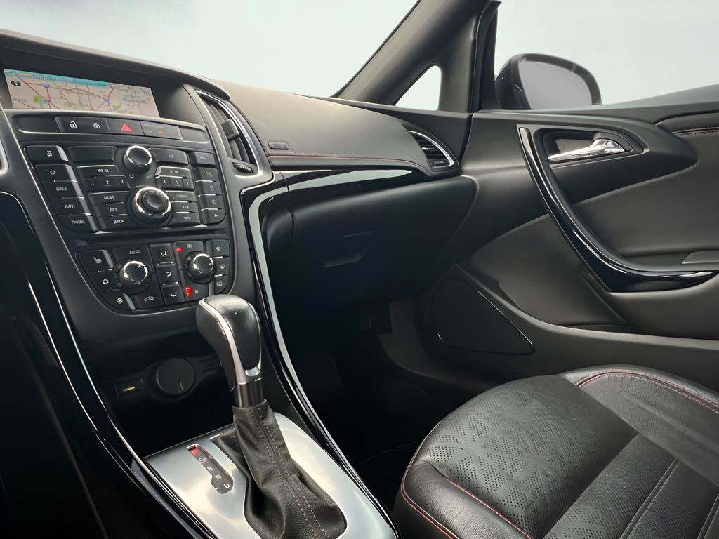 Used 2018 Buick Cascada Sport Touring w/ Dark Effects Package image 32