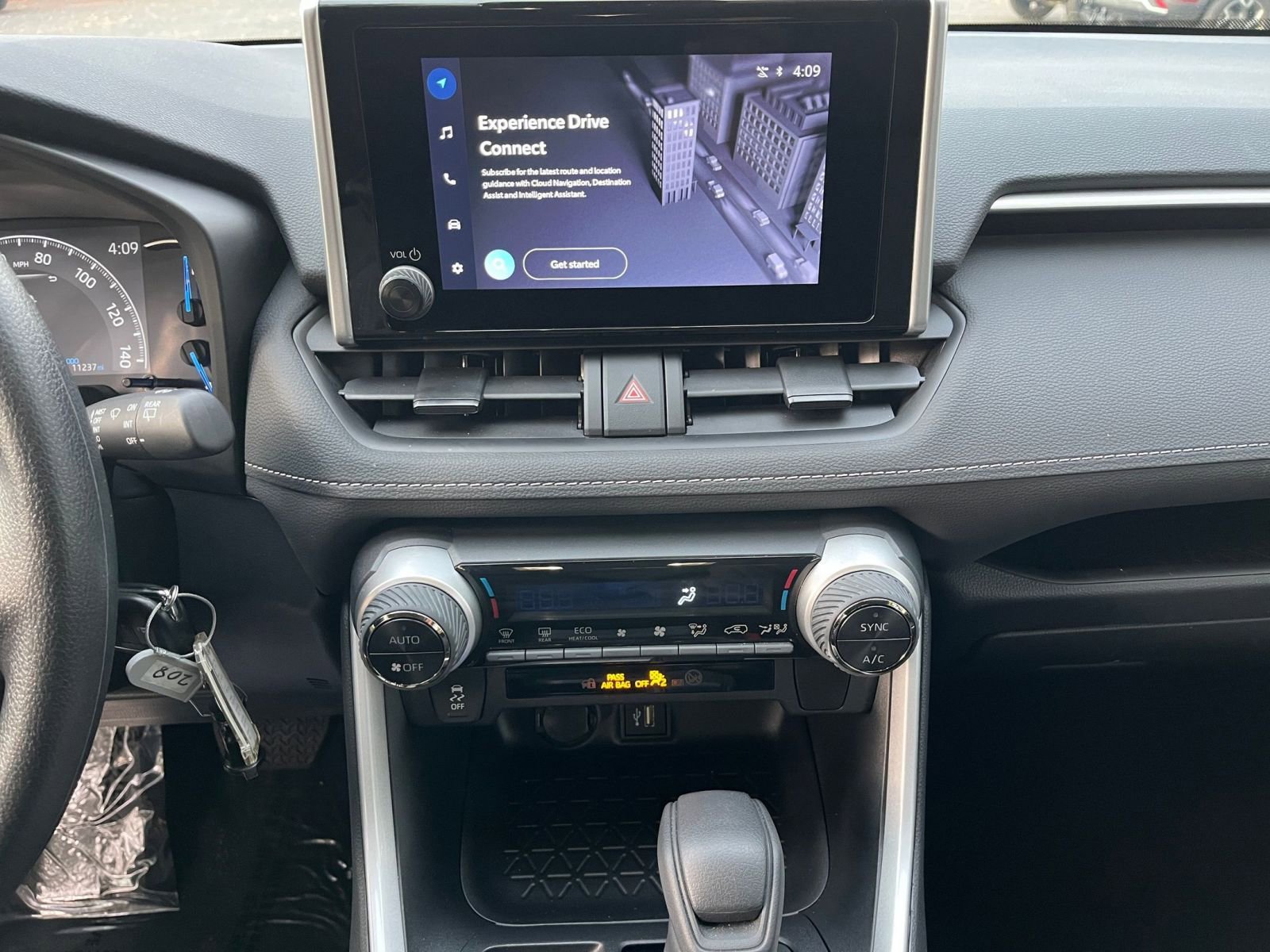 Used 2025 Toyota RAV4 LE image 18