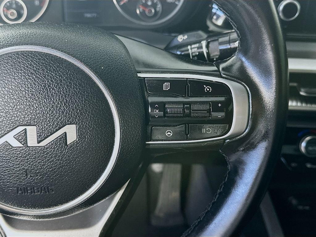 Used 2022 Kia K5 LXS AWD/4WD image 25