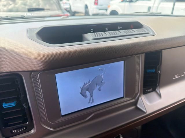 Used 2023 Ford Bronco Outer Banks AWD/4WD image 49