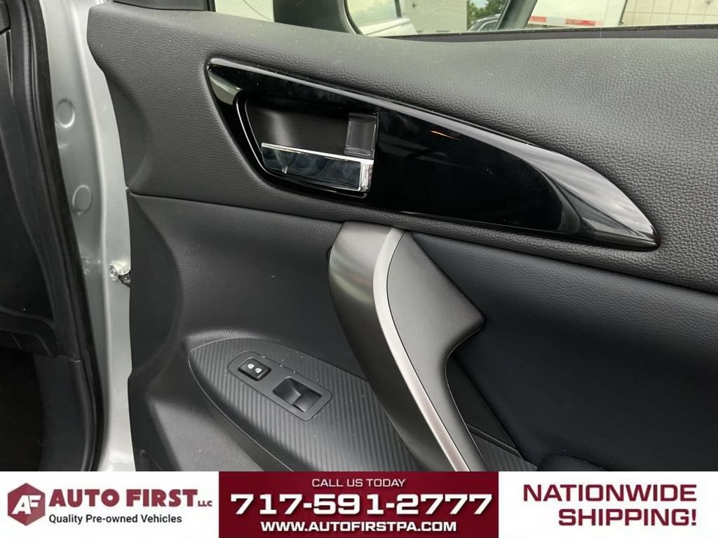 Used 2025 Mitsubishi Eclipse Cross AWD image 15
