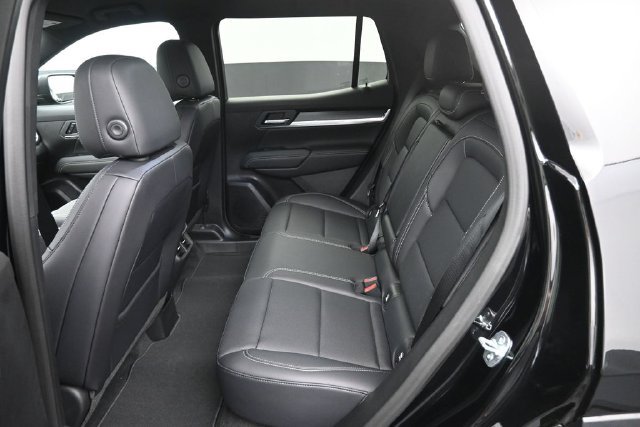 New 2027 GMC Terrain Elevation w/ Elevation Premium Package FWD image 13