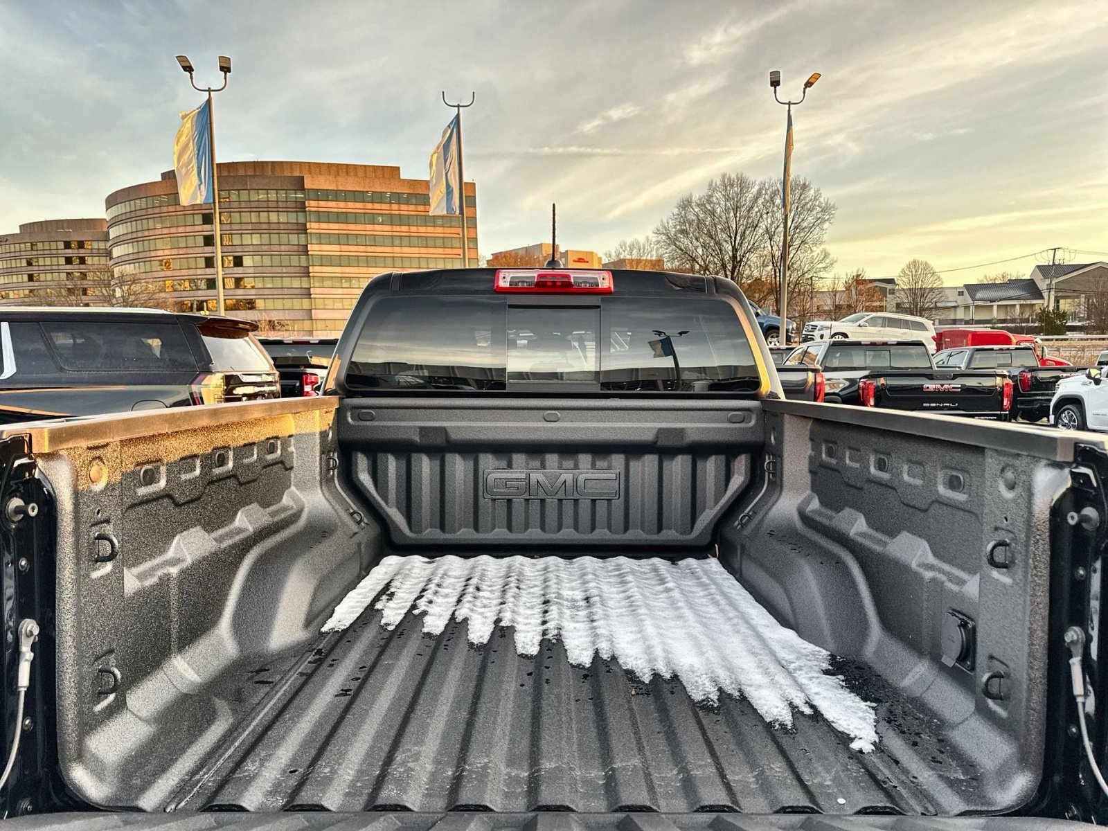 New 2026 GMC Canyon Elevation w/ Convenience Package image 26