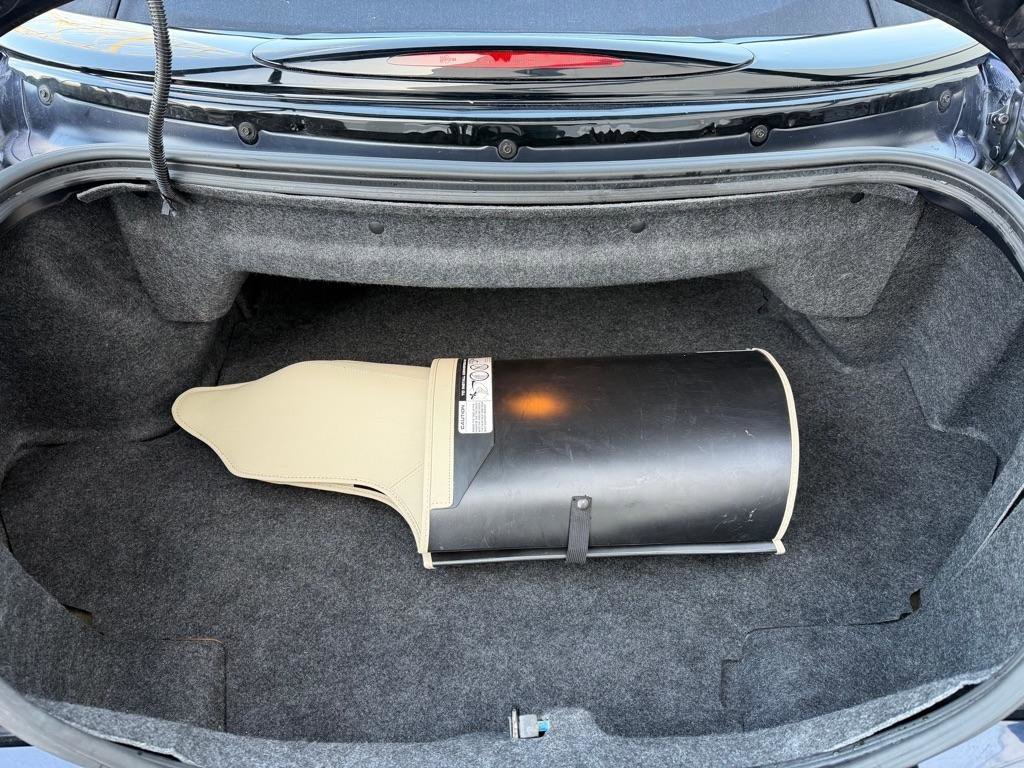 Used 2002 Chrysler Sebring Limited image 19