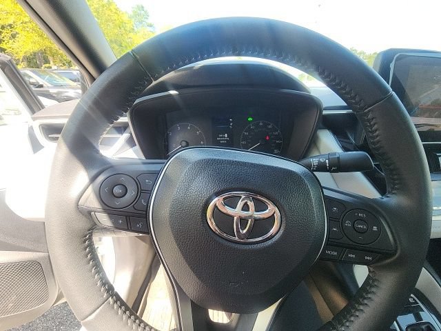 Used 2024 Toyota Corolla SE w/ Convenience Package FWD image 28