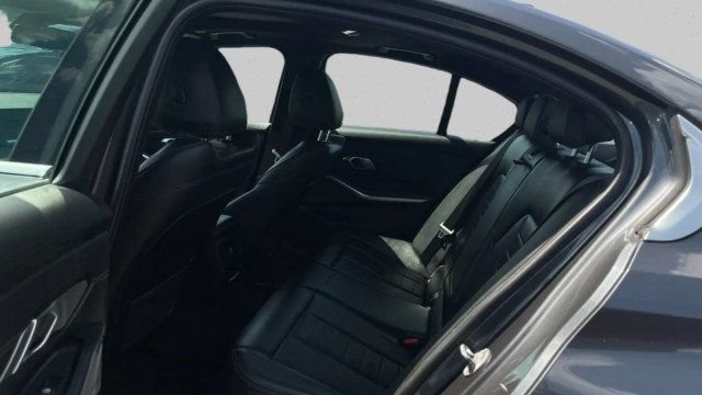 Used 2021 BMW 330i Sedan RWD image 18