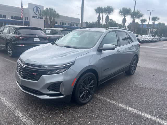Used 2024 Chevrolet Equinox RS FWD image 2