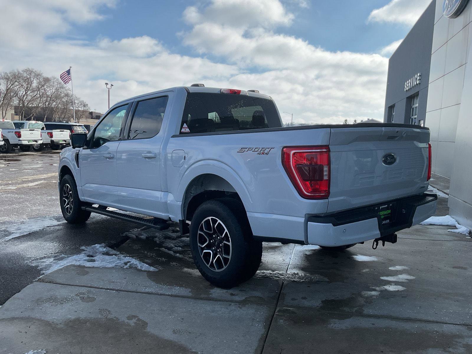 Used 2022 Ford F150 XLT w/ Equipment Group 302A High image 3