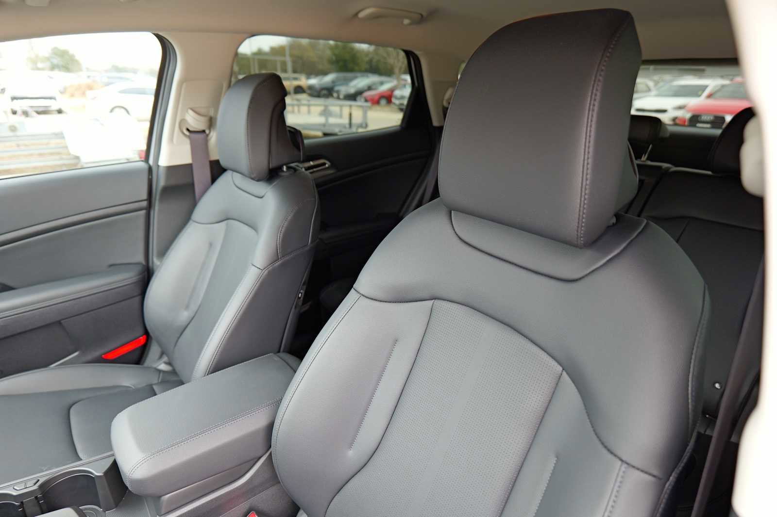 Certified 2026 Kia Sportage EX image 11