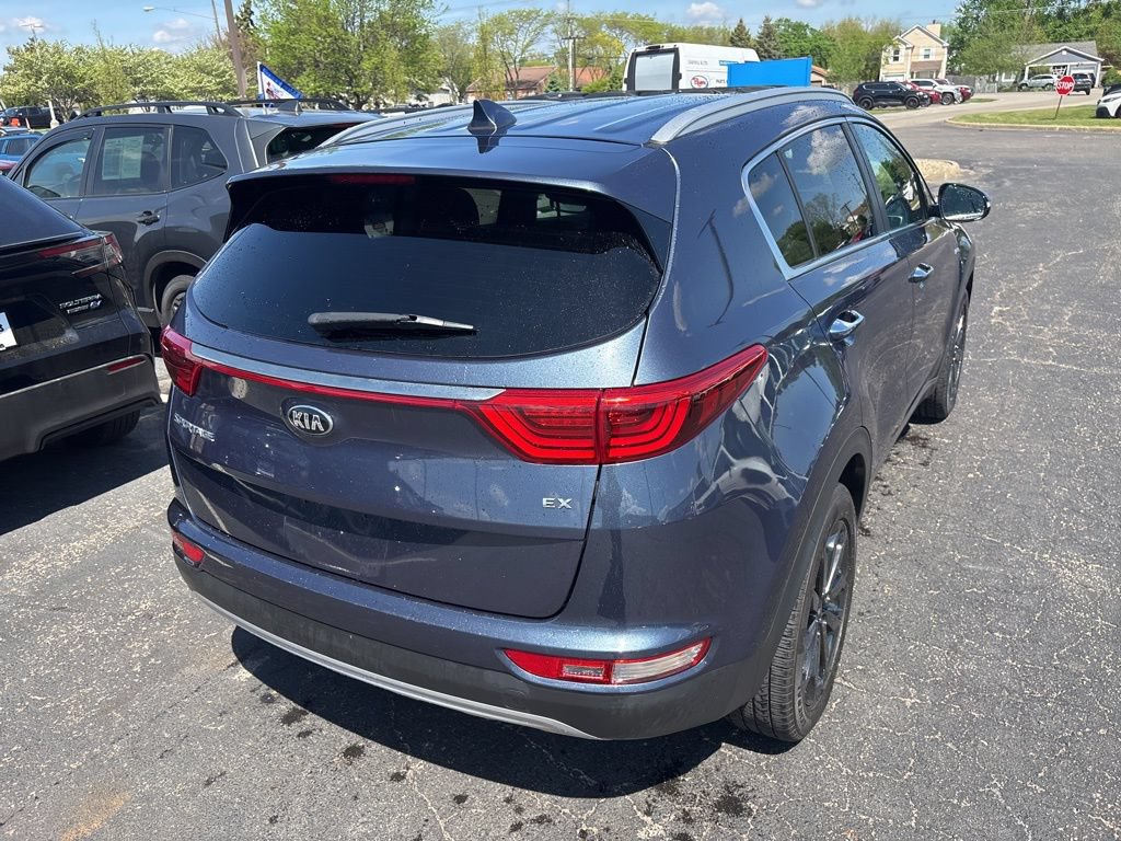 Used 2018 Kia Sportage EX w/ EX Sport Appearance Package AWD/4WD image 3