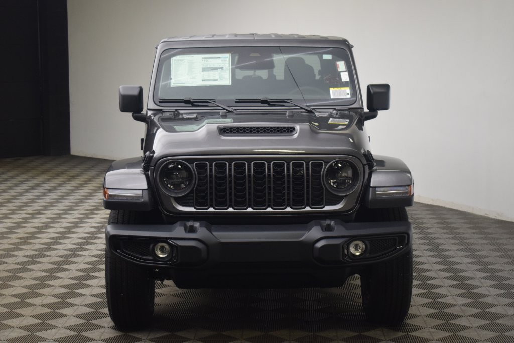 New 2026 Jeep Gladiator Sport AWD/4WD image 2