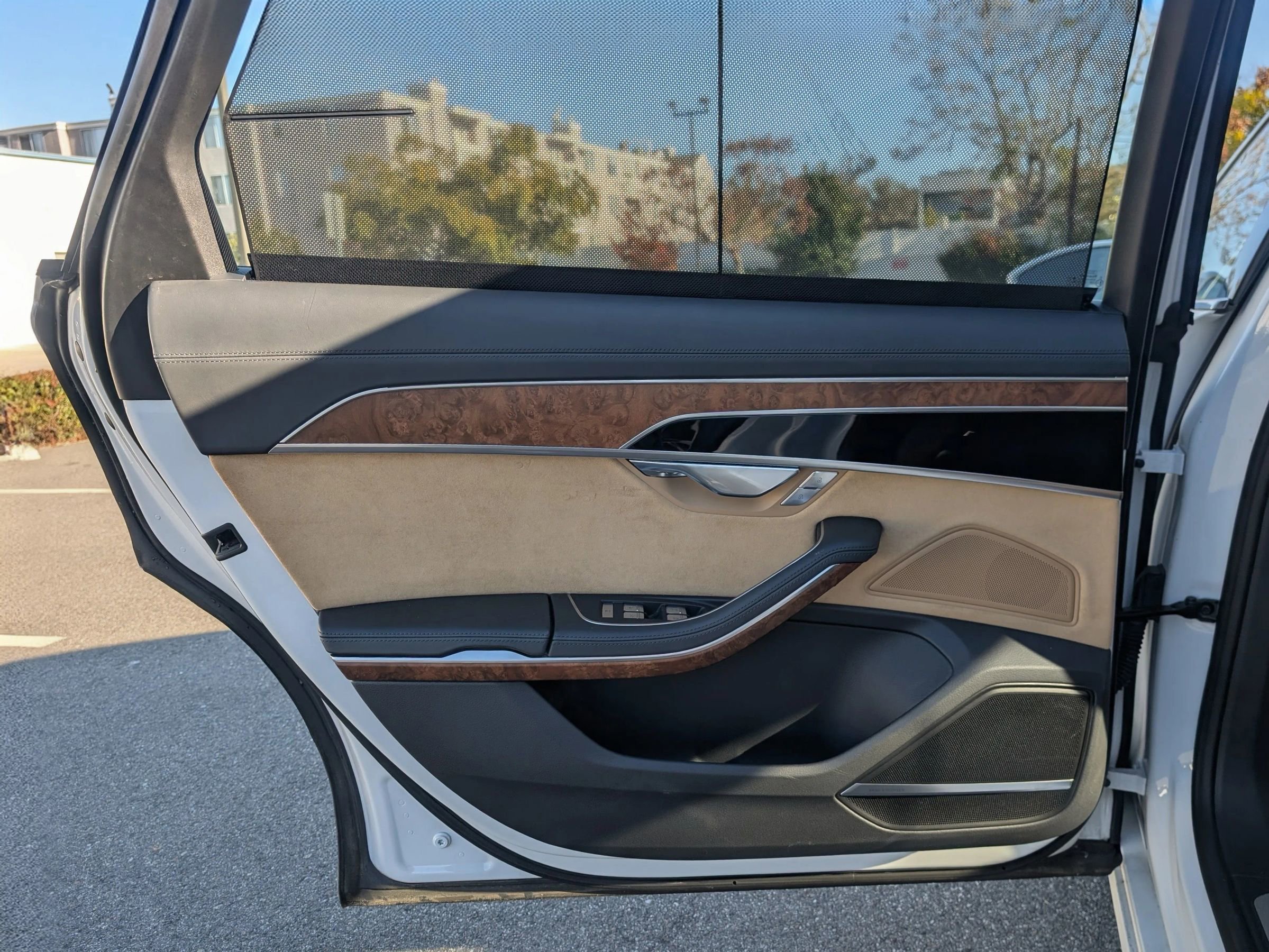 Used 2019 Audi A8 L 3.0T w/ Executive Package image 36