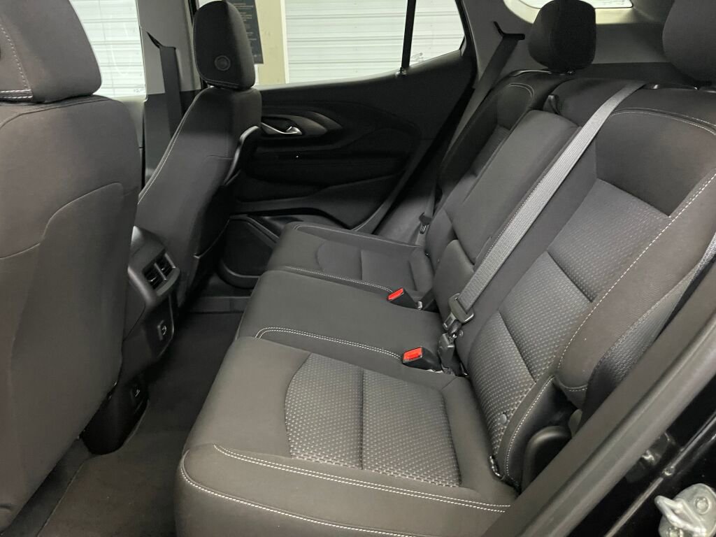 Certified 2022 GMC Terrain SLE w/ Driver Convenience Package image 17