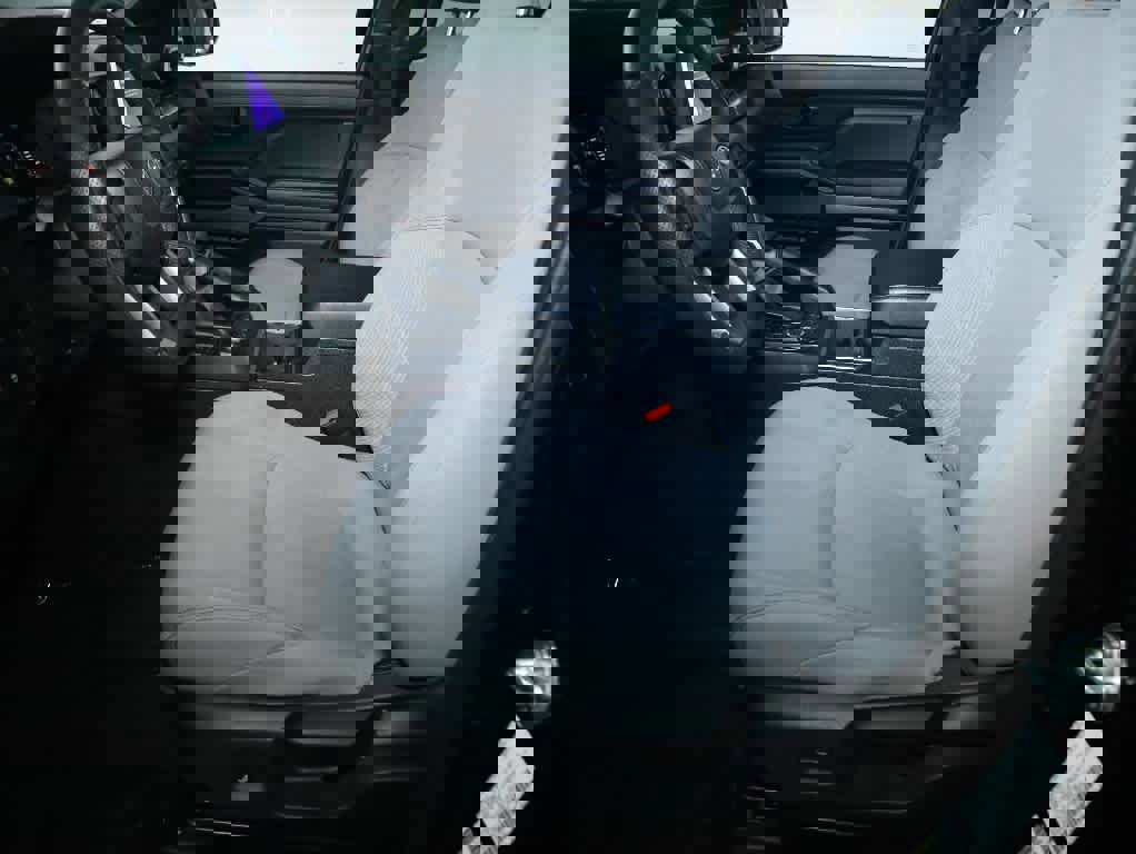 Certified 2024 Toyota Tacoma SR5 AWD/4WD image 18