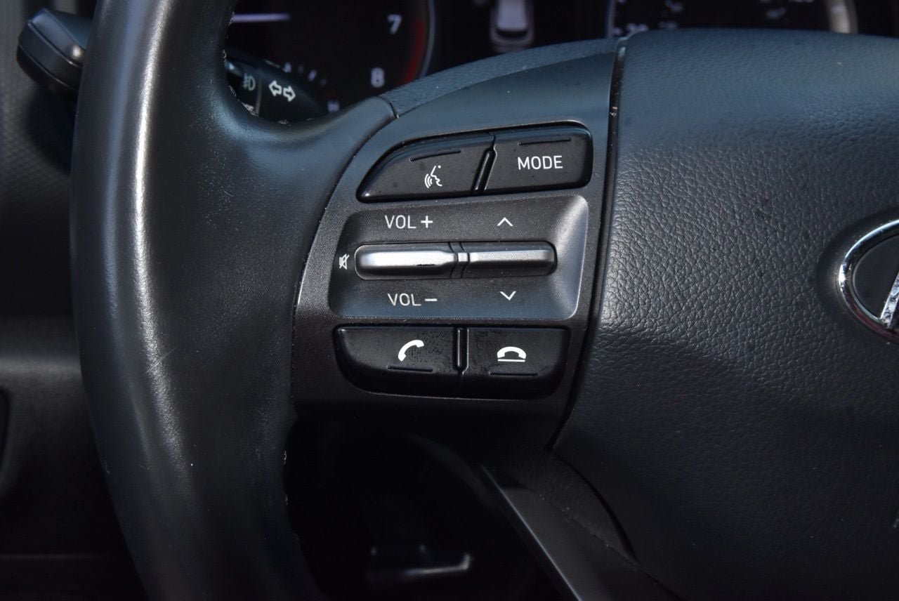 Used 2020 Hyundai Kona Limited AWD/4WD image 22