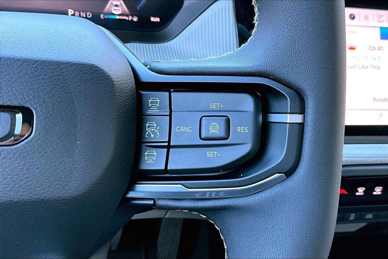 New 2026 Jeep Cherokee Laredo AWD/4WD image 26