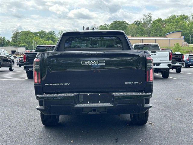 New 2025 GMC Sierra EV Denali image 6