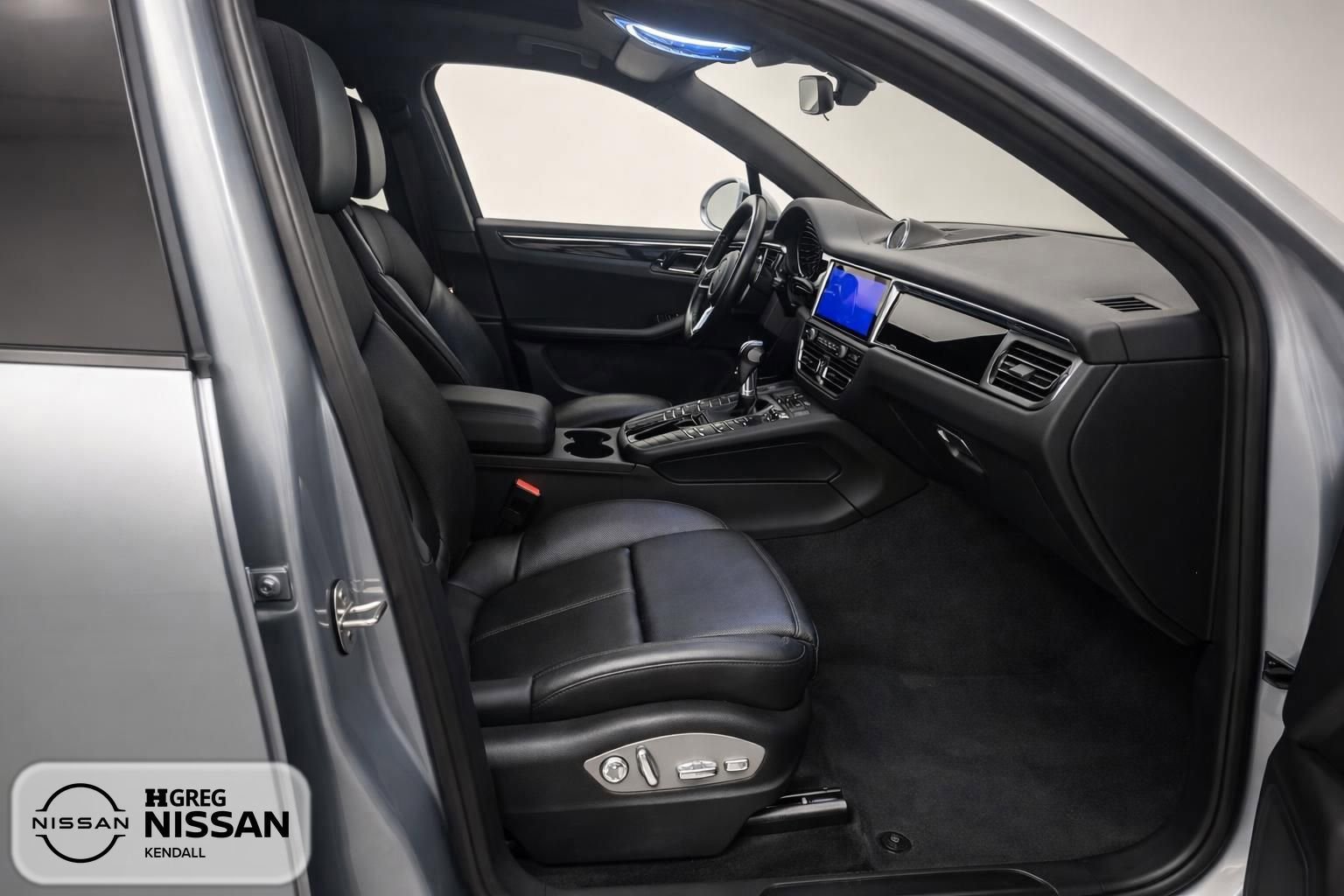 Used 2021 Porsche Macan AWD/4WD image 10