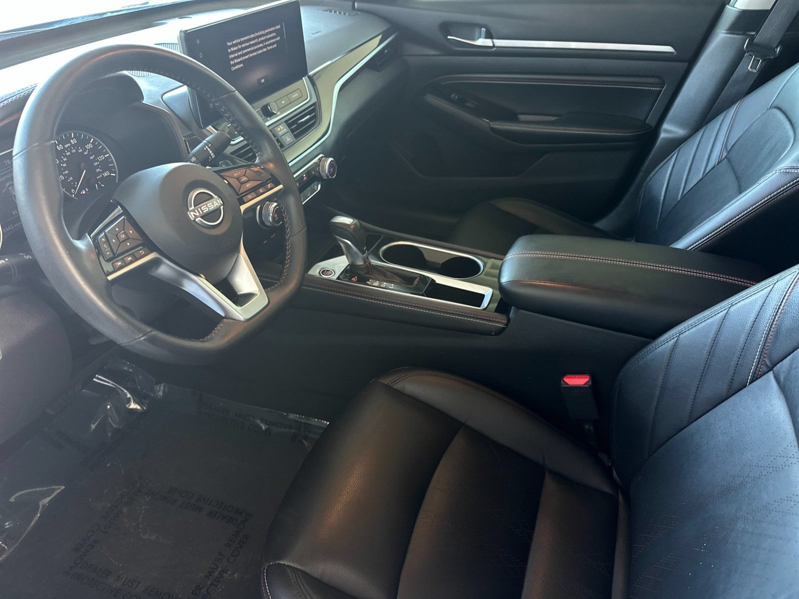 Used 2023 Nissan Altima 2.5 SR w/ SR Premium Package FWD image 9