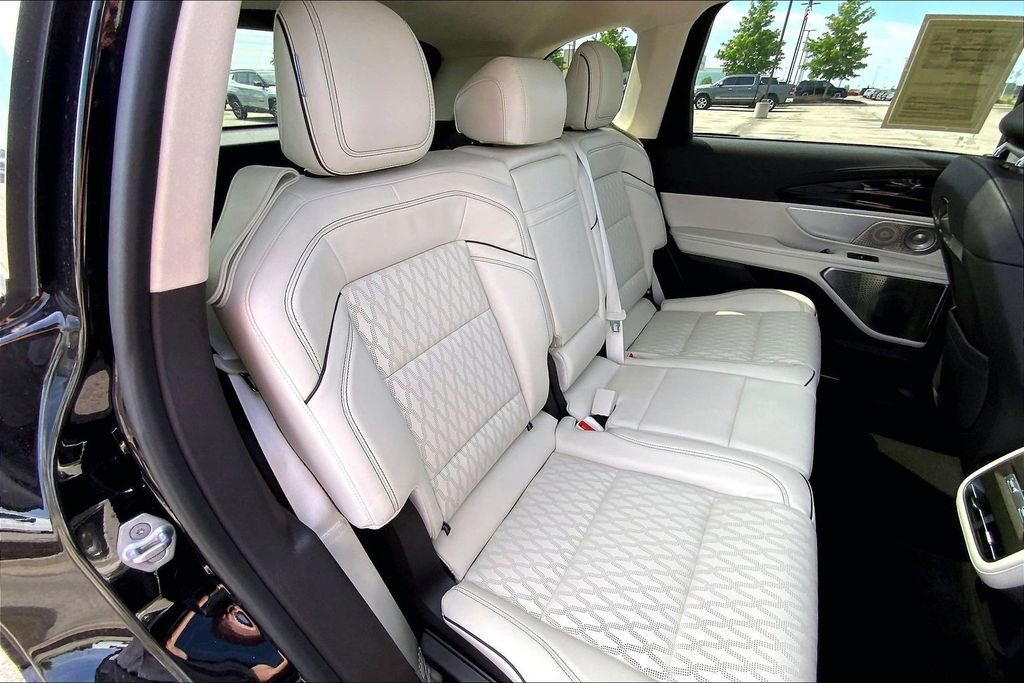 Used 2024 Lincoln Nautilus Black Label w/ Jet Appearance Package (87T) AWD/4WD image 26