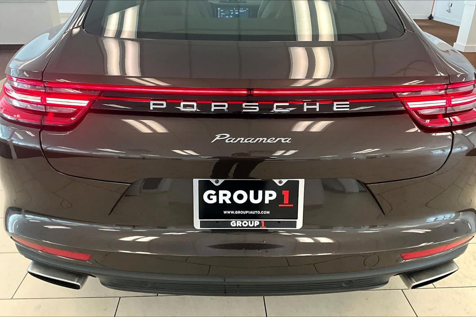 Used 2018 Porsche Panamera 4 AWD/4WD image 28