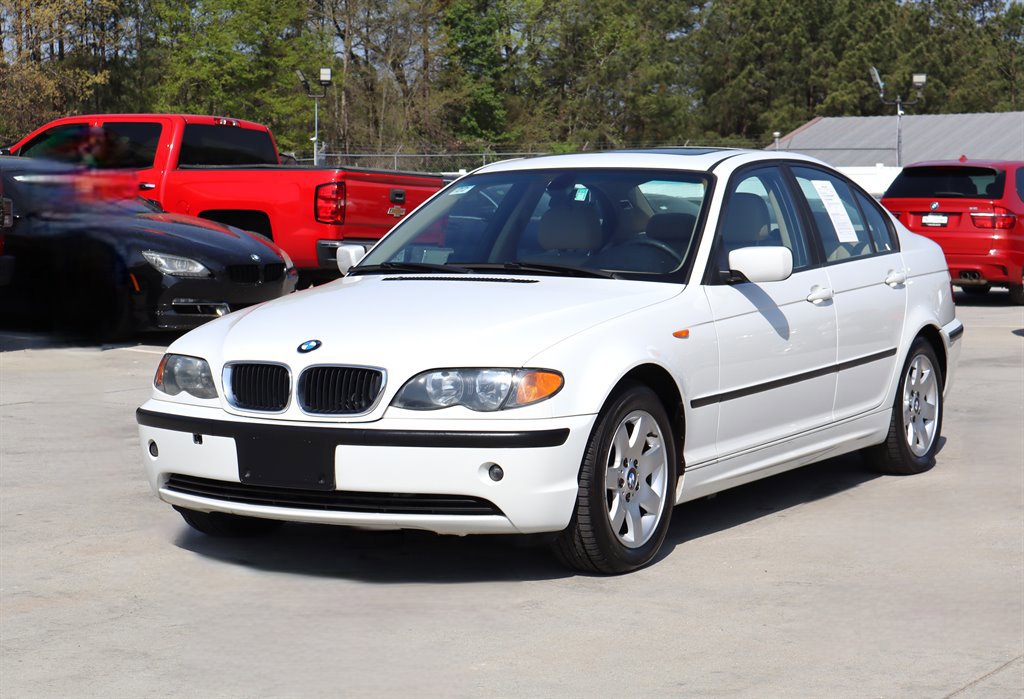 Used 2004 BMW 325i Sedan image 3