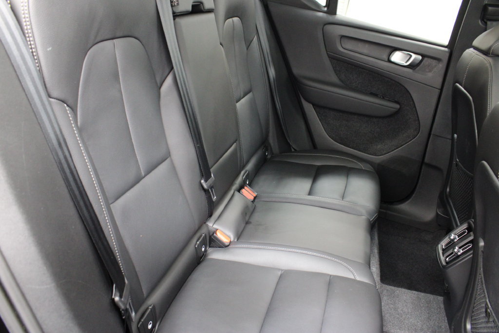 Used 2026 Volvo XC40 B5 Plus AWD/4WD image 21