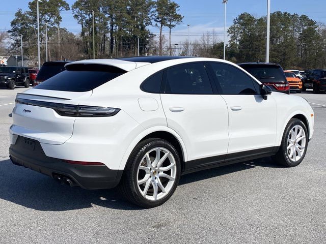 Used 2021 Porsche Cayenne Coupe w/ Premium Package image 4