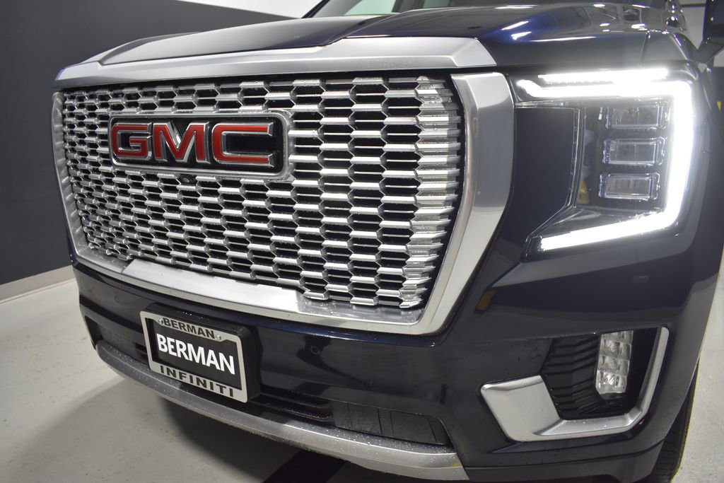 Used 2023 GMC Yukon Denali w/ LPO, Floor Liner Package image 11