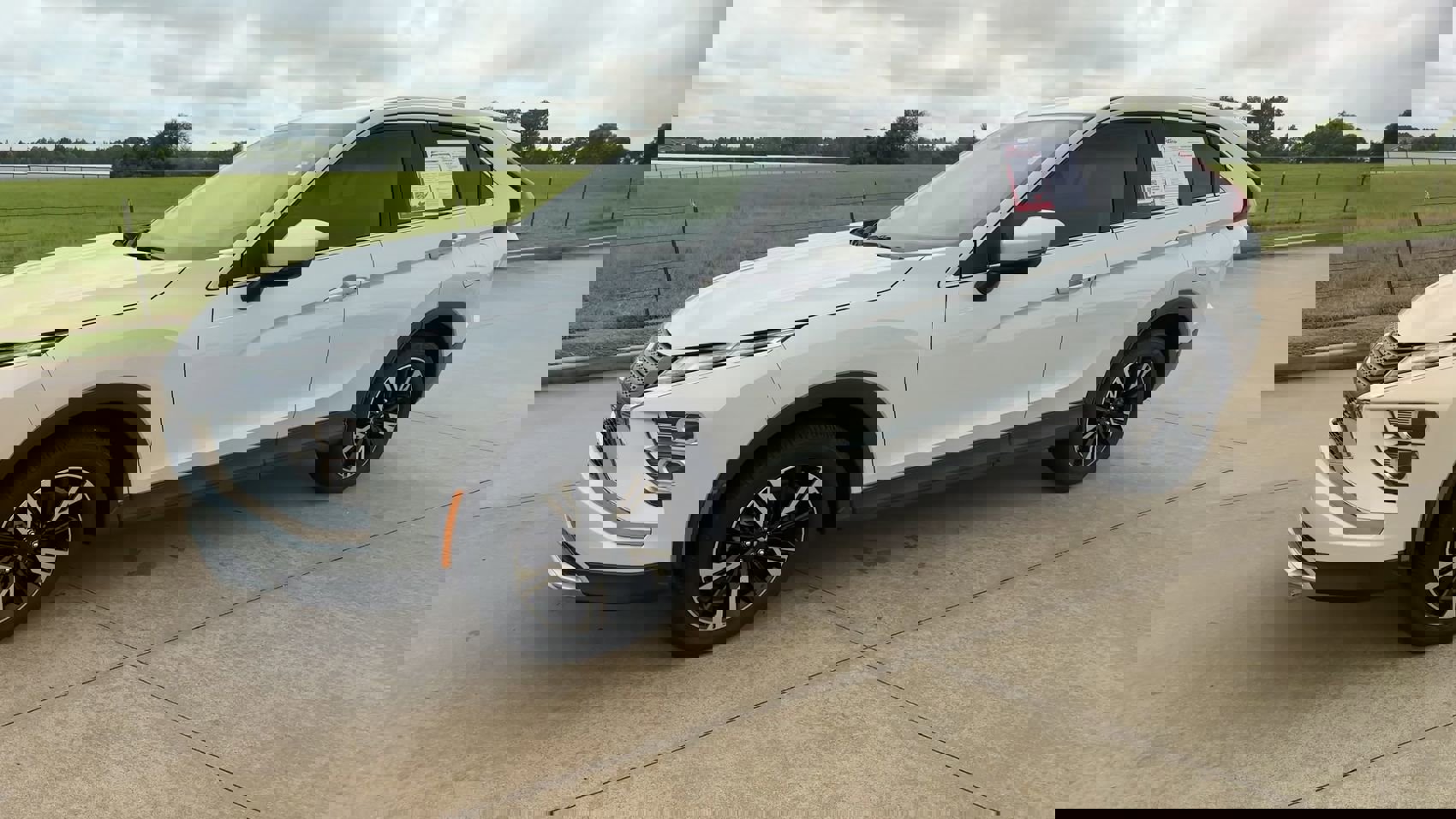 Used 2024 Mitsubishi Eclipse Cross SE image 5