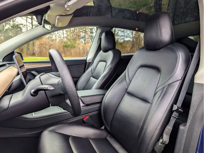 Used 2023 Tesla Model Y Performance image 15