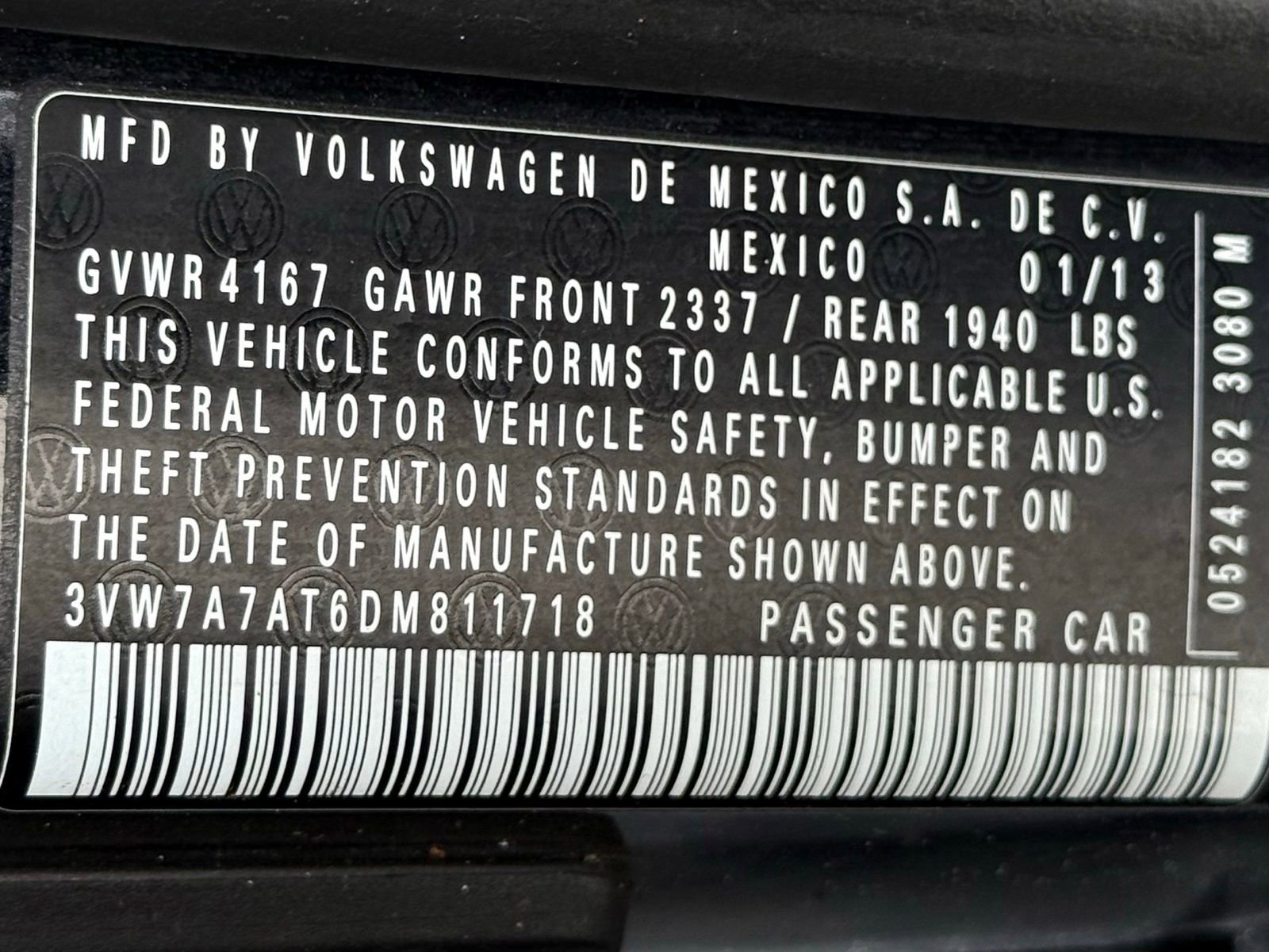 Used 2013 Volkswagen Beetle 2.0T FWD image 38