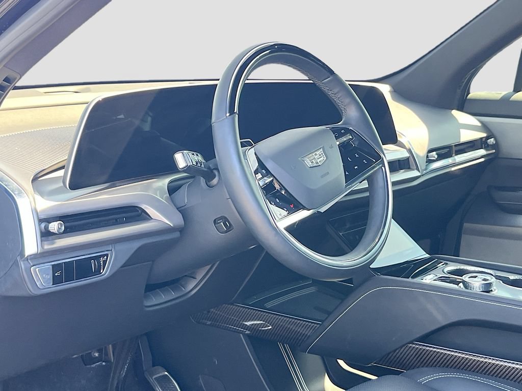 Used 2026 Cadillac Vistiq Sport AWD/4WD image 9