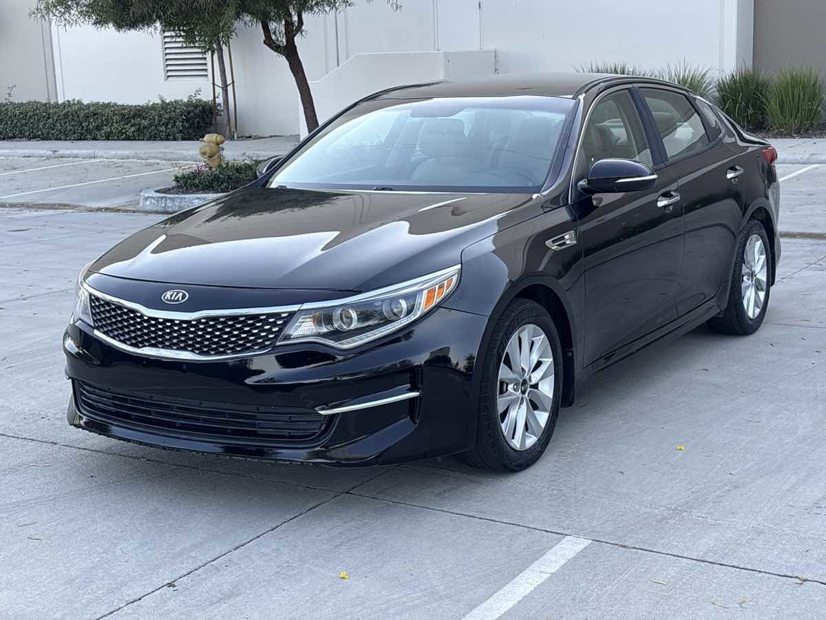 Used 2016 Kia Optima EX image 7