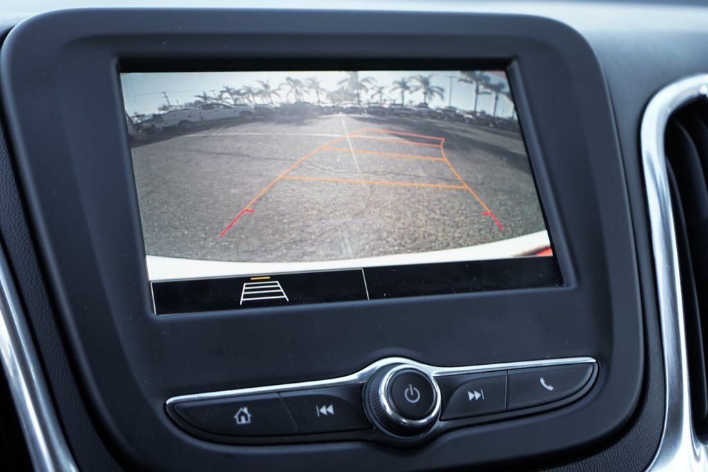 Used 2022 Chevrolet Equinox LS w/ LS Convenience Package FWD image 28