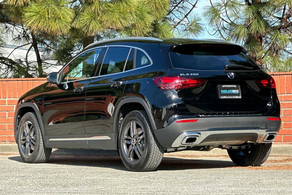 Certified 2026 Mercedes-Benz GLA 250 image 6