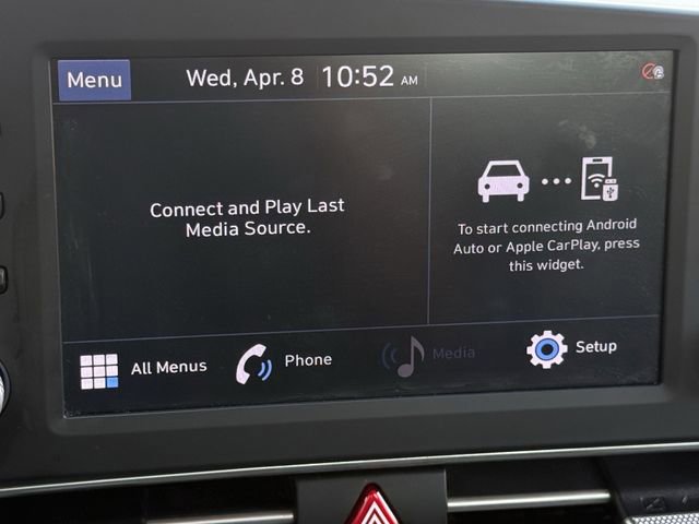 Used 2022 Hyundai Elantra SEL image 17