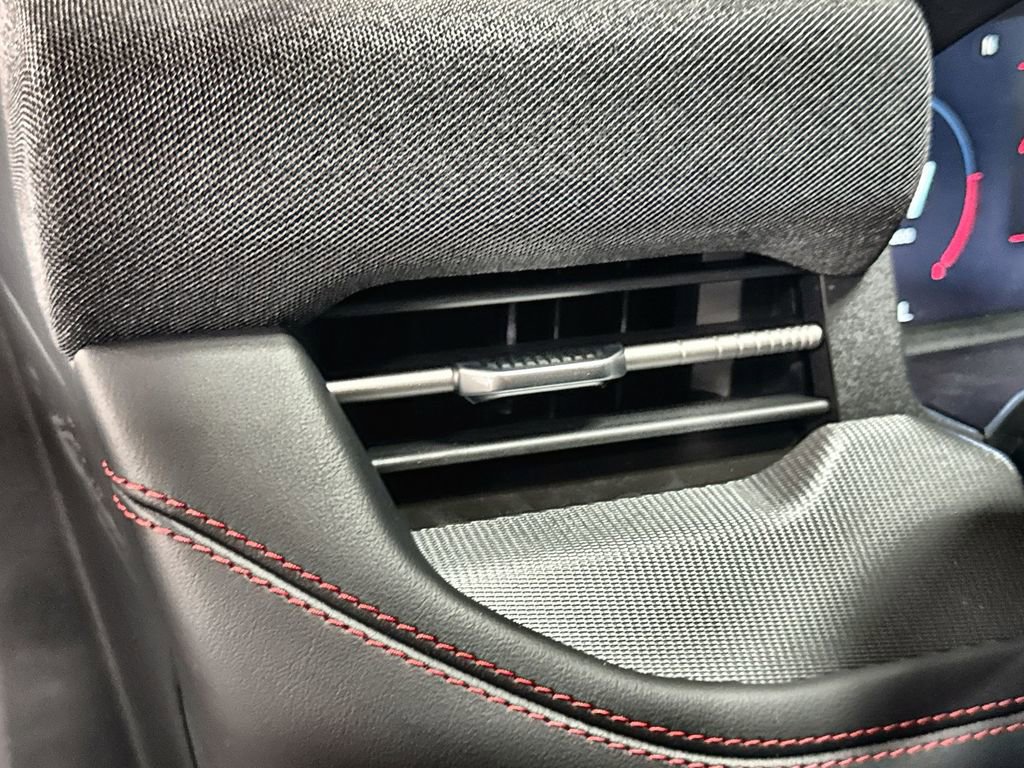 New 2026 Ford Explorer ST-Line w/ ST-Line Street Pack image 15