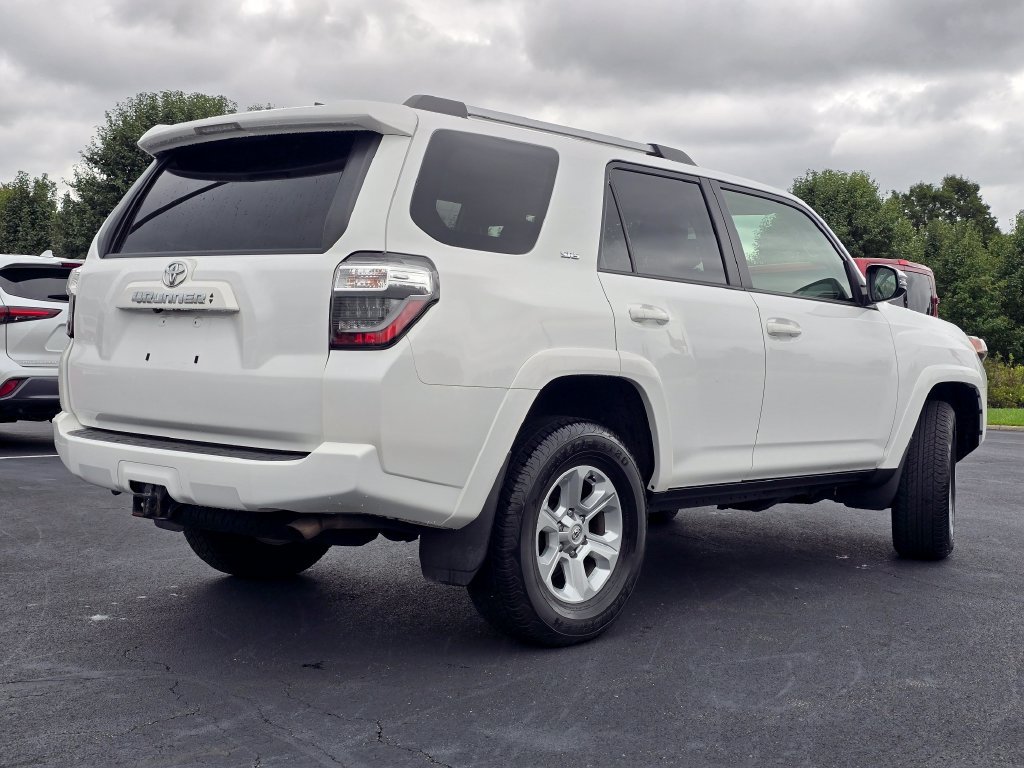 Used 2023 Toyota 4Runner SR5 Premium w/ Moonroof Package AWD/4WD image 8