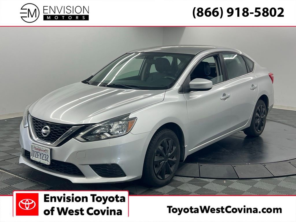 Used 2017 Nissan Sentra SV image 1