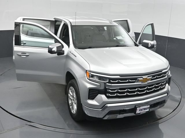 Used 2022 Chevrolet Silverado 1500 LTZ w/ Technology Package AWD/4WD image 59