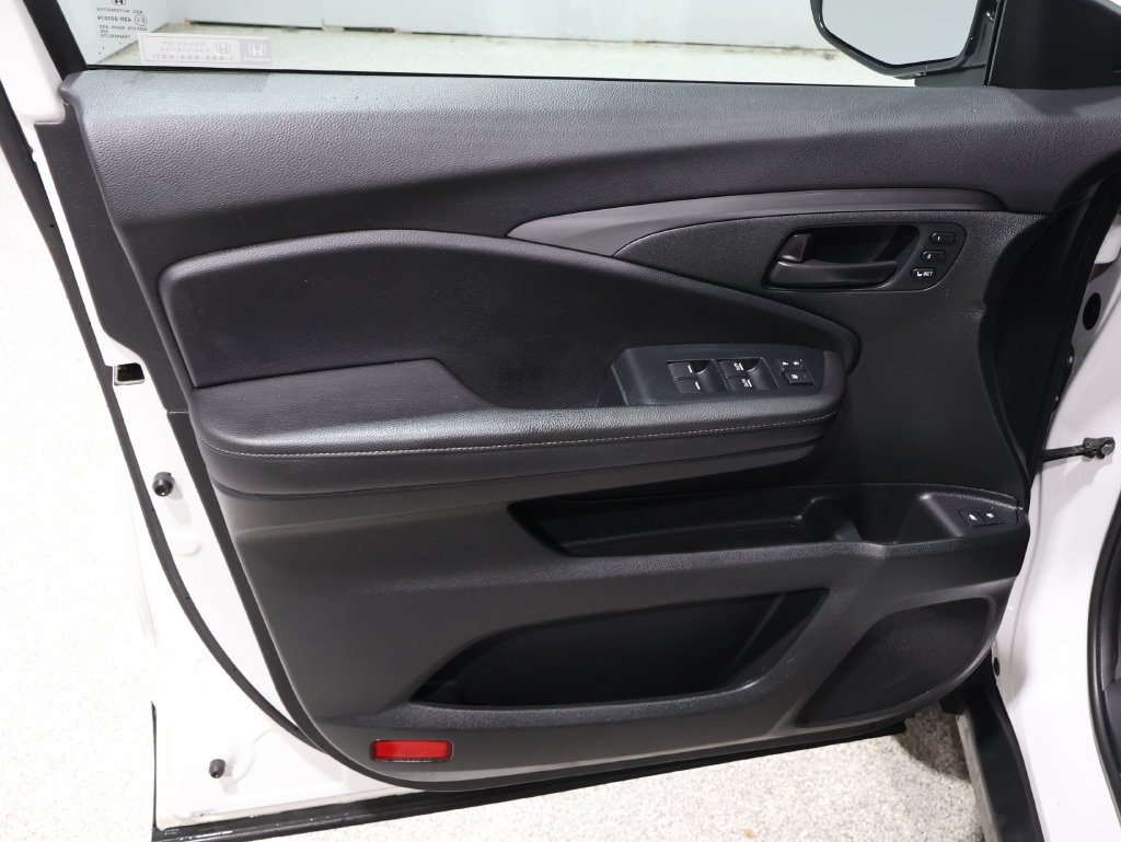 Used 2023 Honda Passport EX-L image 14