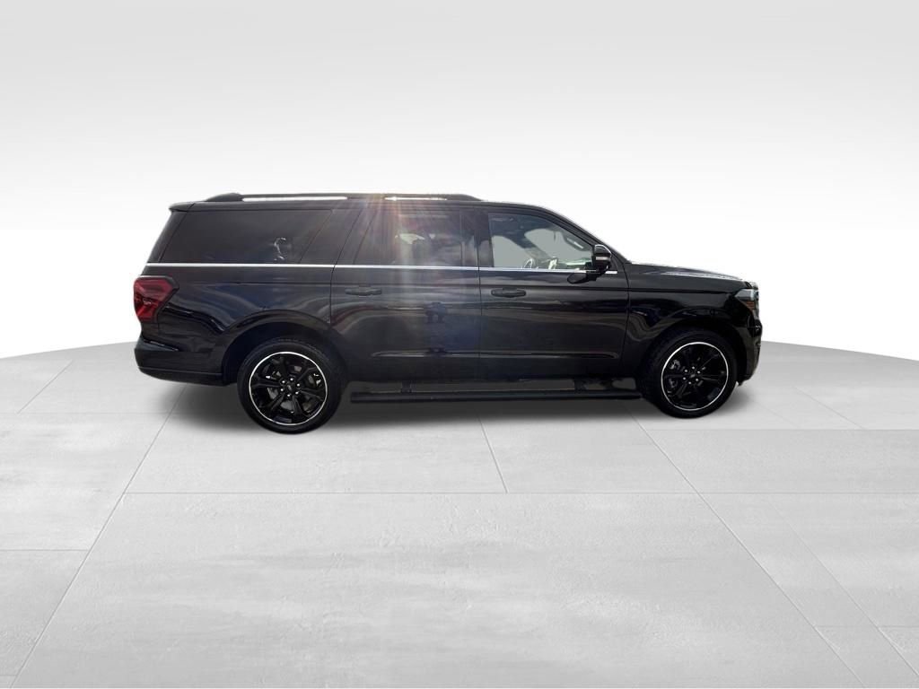 Used 2023 Ford Expedition Max Limited RWD video 3