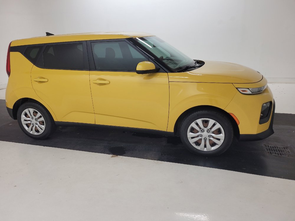 Used 2020 Kia Soul LX FWD image 11