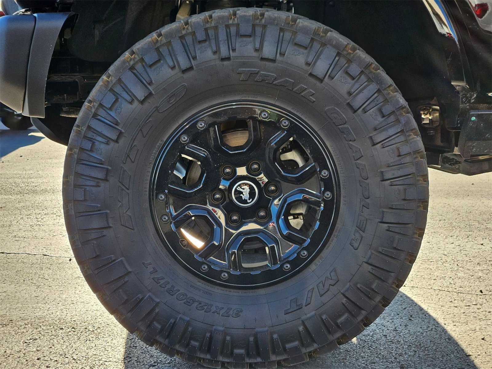 New 2025 Ford Bronco Badlands image 10