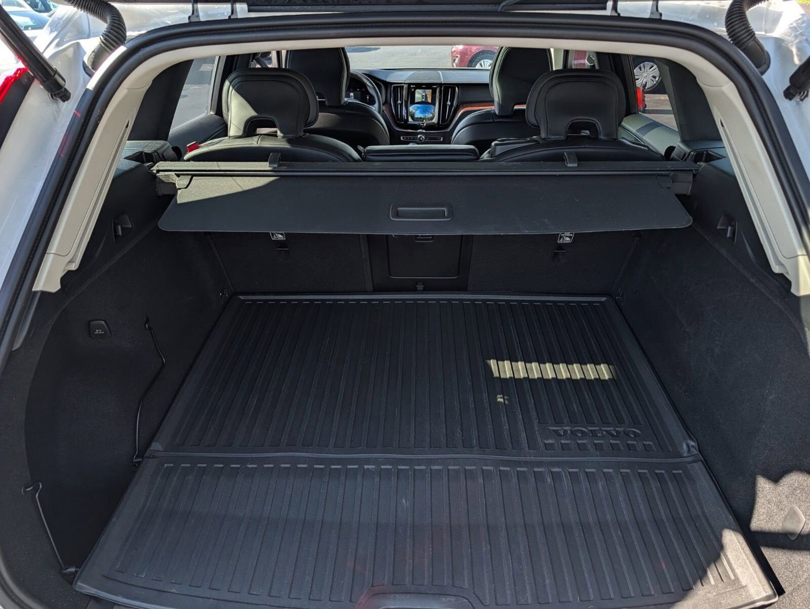 Used 2024 Volvo XC60 T8 Ultimate w/ Protection Package Premier image 22