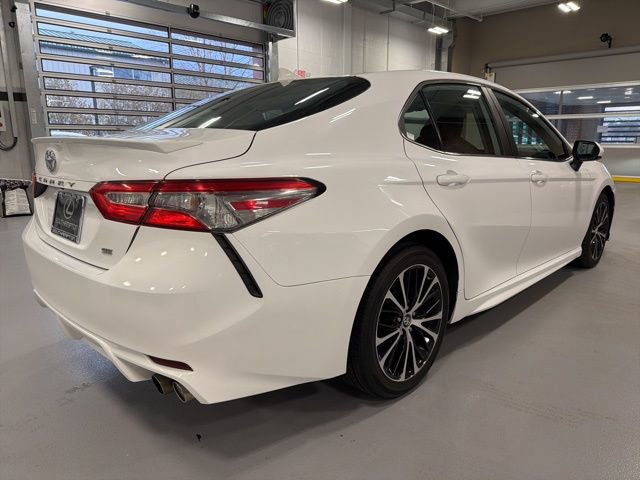 Used 2019 Toyota Camry SE image 7