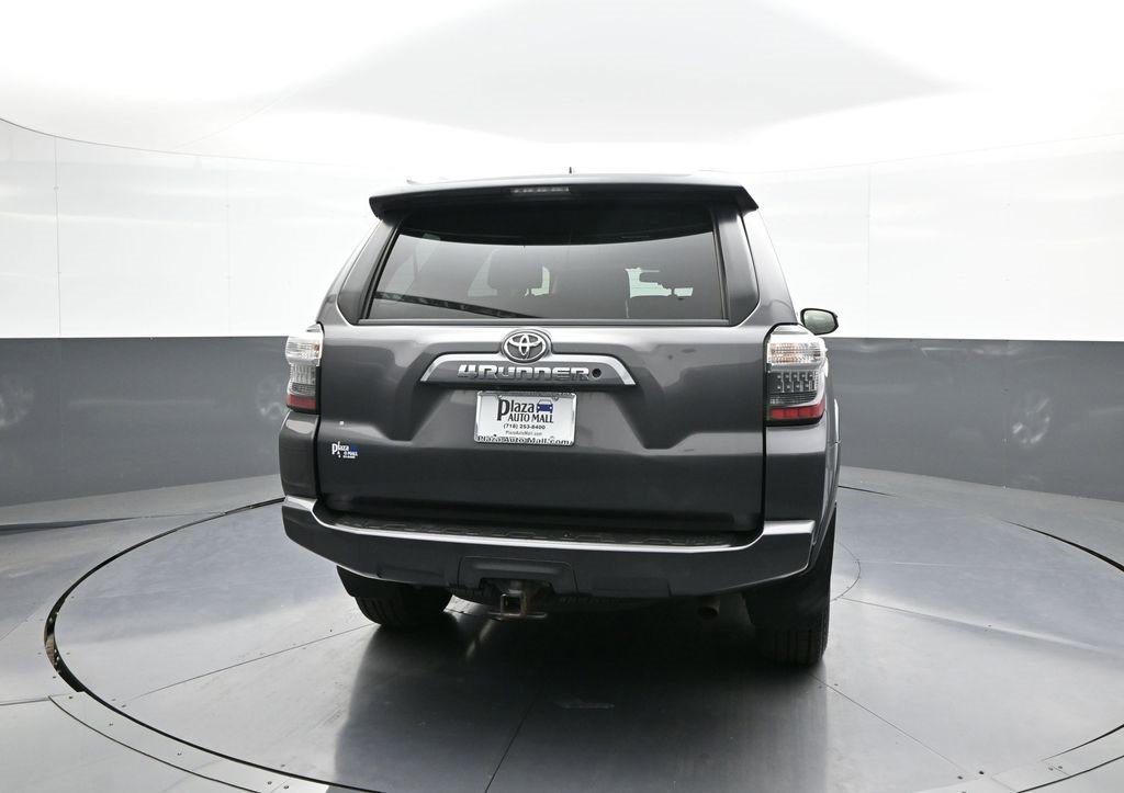 Certified 2016 Toyota 4Runner SR5 image 7